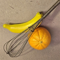 hånd-piskeris-metal-svensk-retro-køkkengrej